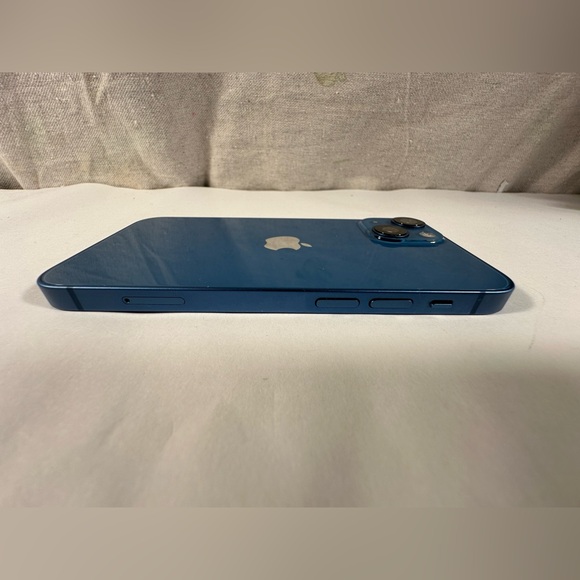 iPhone 13 Mini Blue 256GB Unlocked - Picture 4 of 7